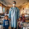 La grippe frappe fort : triple menace virale et explosion des cas chez les enfants