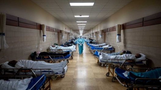 Grippe saisonnière : la triple menace qui submerge nos hôpitaux cet hiver