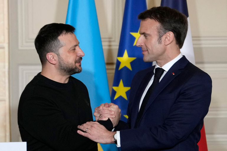 découvrez comment la sécurité de kiev est renforcée dans le contexte de l'intégration à l'otan, les enjeux géopolitiques, les perspectives d’adhésion et les implications pour l’ukraine et l’europe.