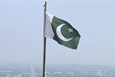 découvrez le pacte de défense entre l'arabie saoudite et le pakistan : enjeux, objectifs stratégiques et implications pour la sécurité régionale au moyen-orient et en asie du sud.