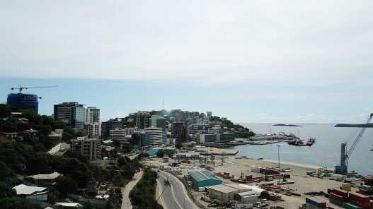 découvrez les enjeux et les détails du traité de défense entre la papouasie-nouvelle-guinée et l'australie : alliance stratégique, coopération militaire et sécurité régionale.