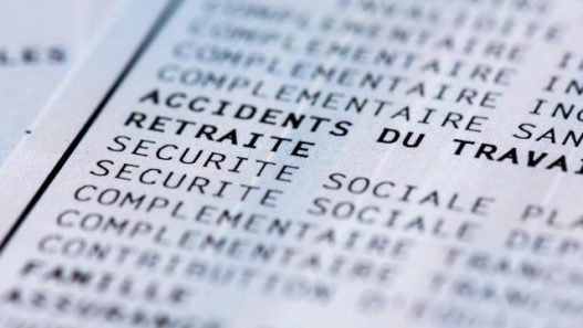 découvrez comment contester une hausse illégale des prix de votre mutuelle et trouvez un modèle de lettre pour demander une augmentation de votre salaire net.