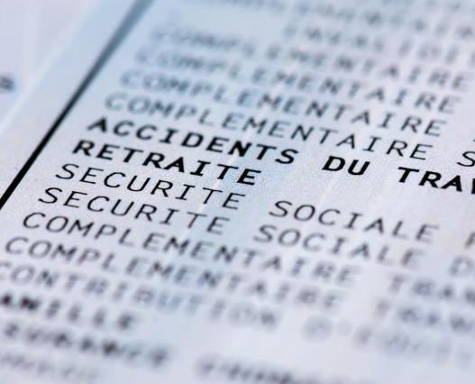 découvrez comment contester une hausse illégale des prix de votre mutuelle et trouvez un modèle de lettre pour demander une augmentation de votre salaire net.